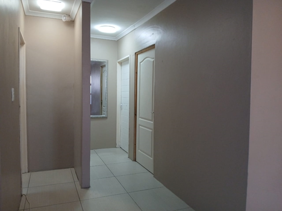 3 Bedroom Property for Sale in Fairdale Western Cape